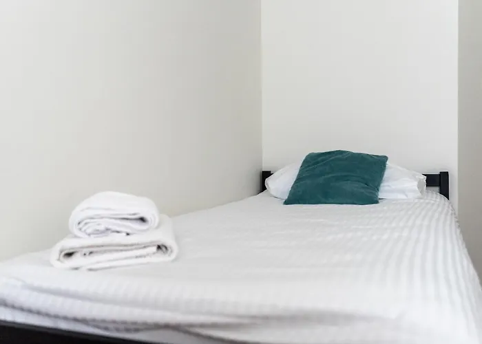 Daire Sapphire Sky Deluxe By Bookinghost *