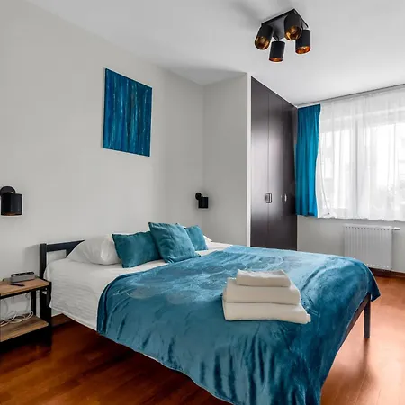 Sapphire Sky Deluxe By Bookinghost * Warszawa