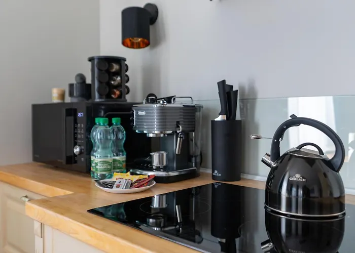 Sapphire Sky Deluxe By Bookinghost *