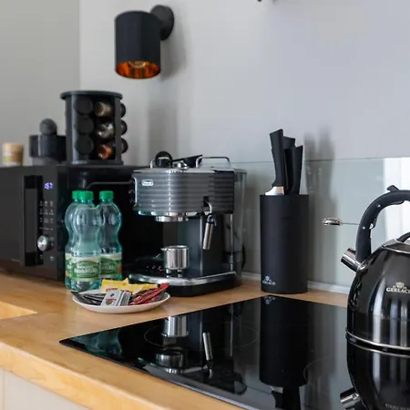 Sapphire Sky Deluxe By Bookinghost *