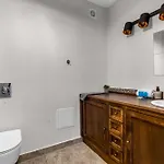 Apartamento Sapphire Sky Deluxe By Bookinghost Varsóvia