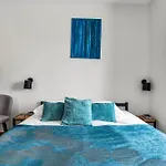 Sapphire Sky Deluxe By Bookinghost Apartamento